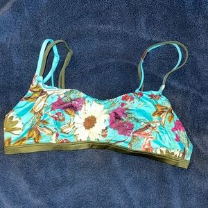 Victoria’s Secret bralette size large